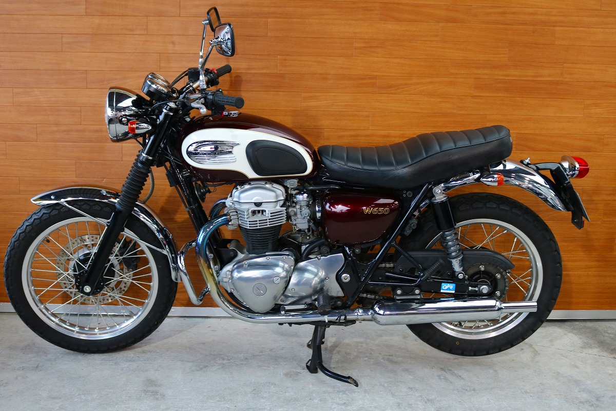 熊本中古車バイク情報 カワサキ W650 650 赤 熊本のバイクショップ アール バイクの新車 中古車 販売や買取 レンタルバイクのことならおまかせください
