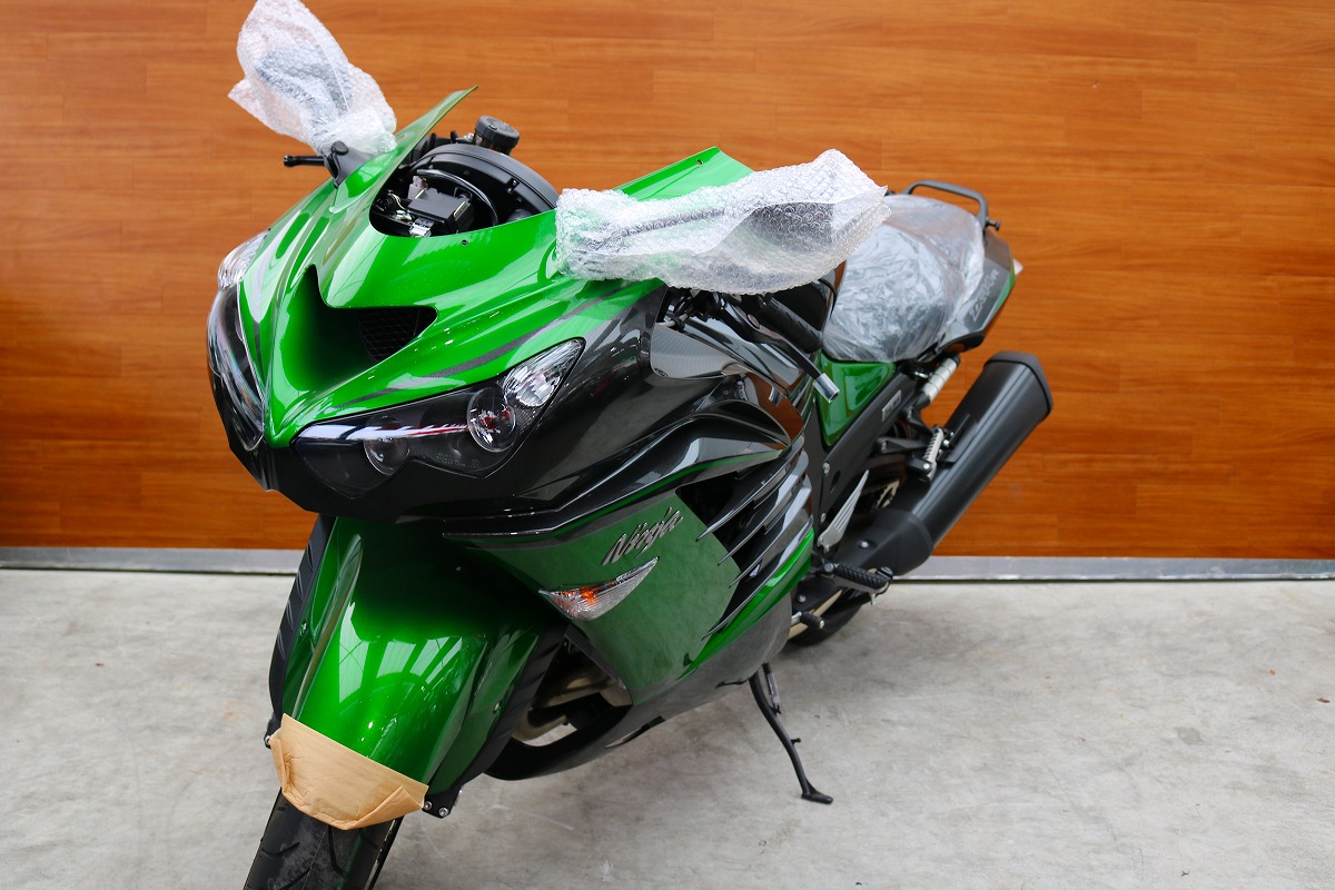 熊本新車バイク情報 カワサキ Ninja Zx 14r Hg 逆輸入車 1400 黒緑 熊本のバイクショップ アール バイクの新車 中古車 販売や買取 レンタルバイクのことならおまかせください